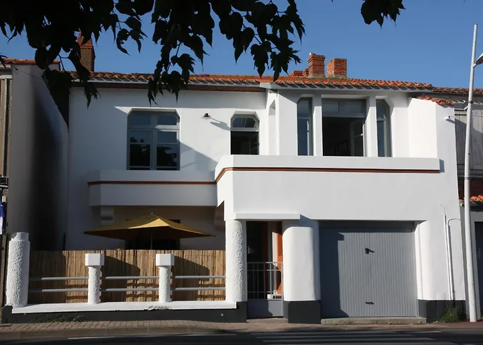 Maison Lucie, Emplacement Central, Le A Pied Nyaraló